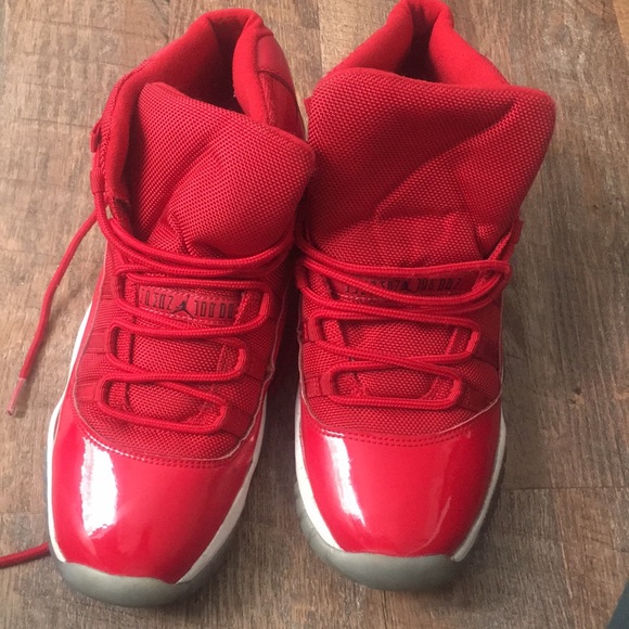 retro 11 grade school size 7